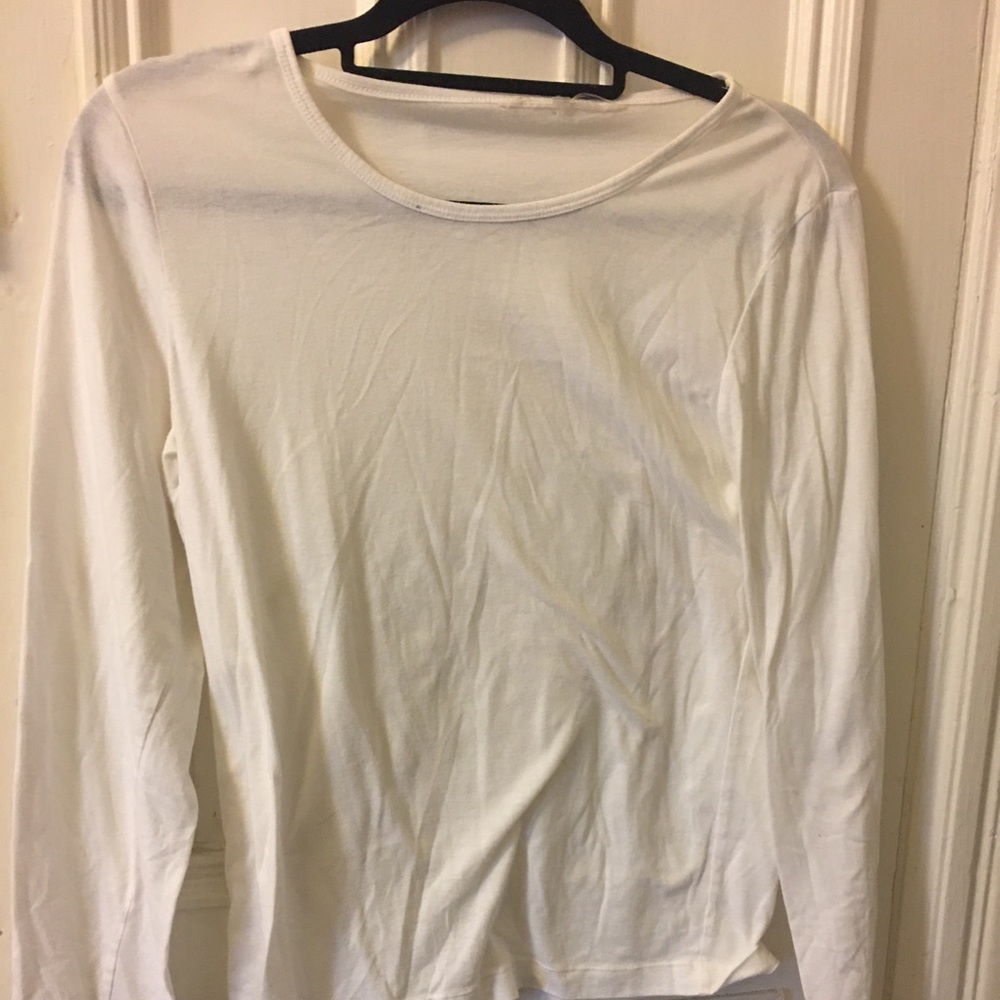 White long sleeve T shirt